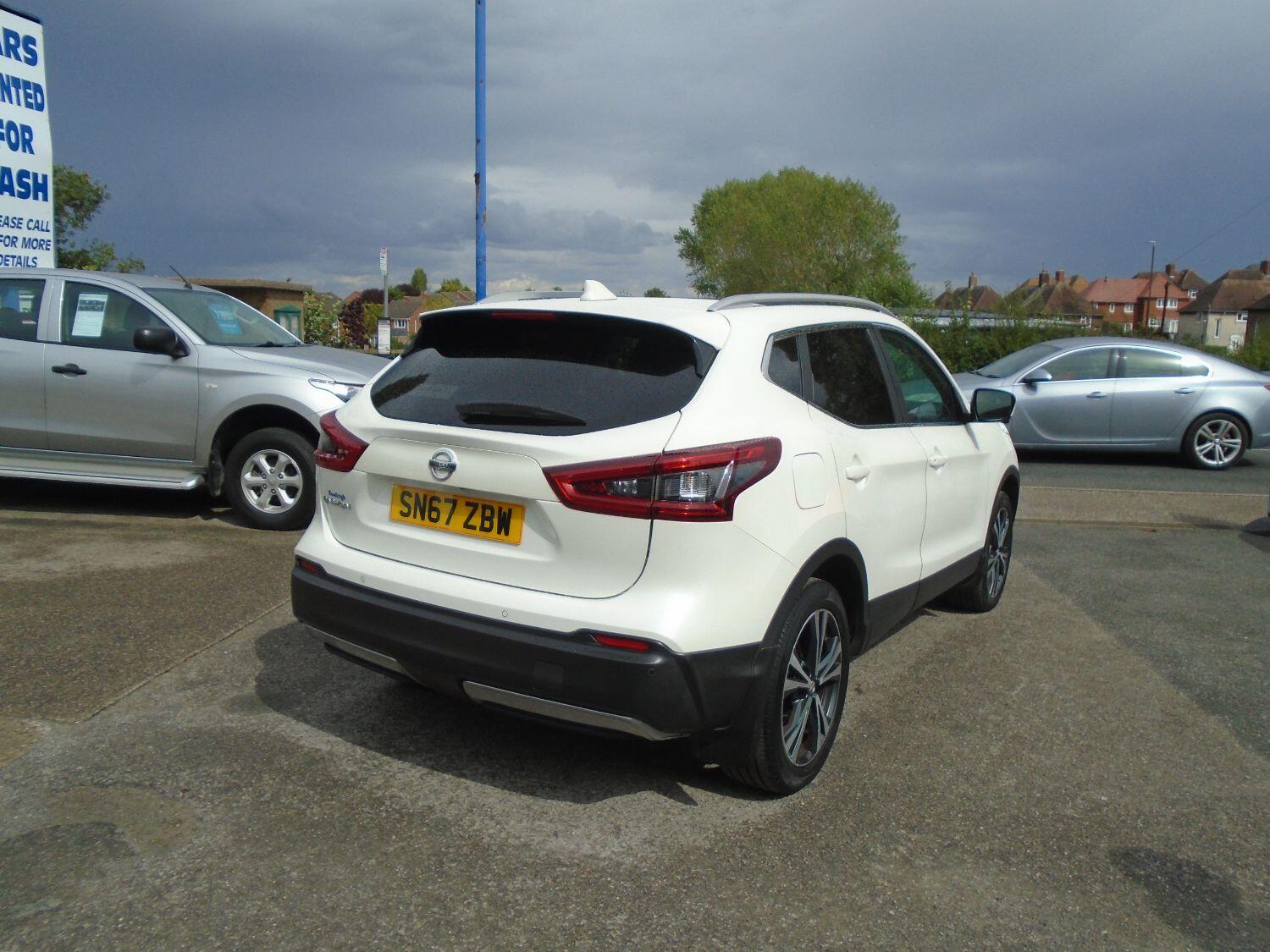 Used Nissan Qashqai 2017 for sale - 76793756: Photo 8