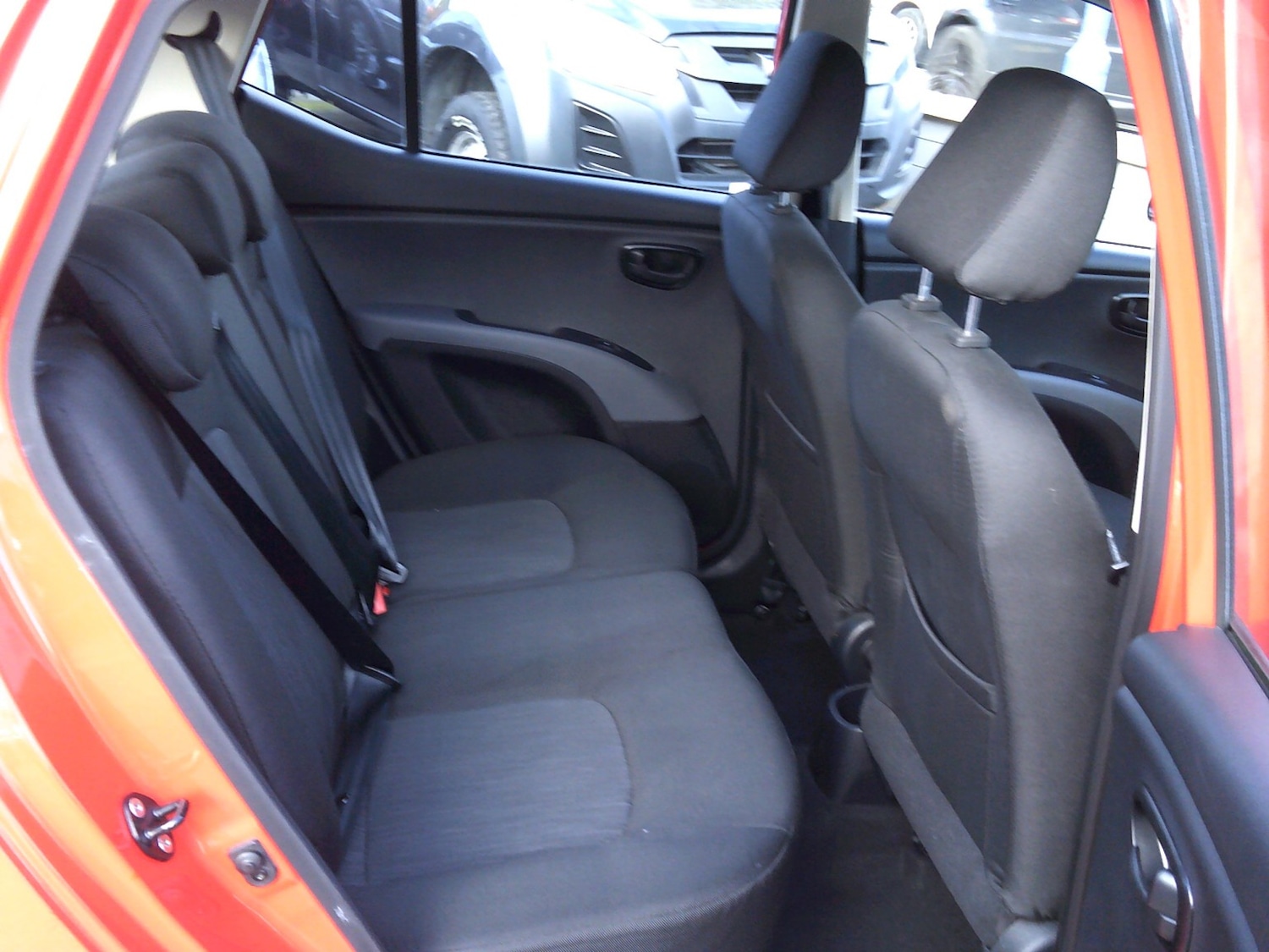 Used Hyundai i10 2012 for sale - 76347240: Photo 9