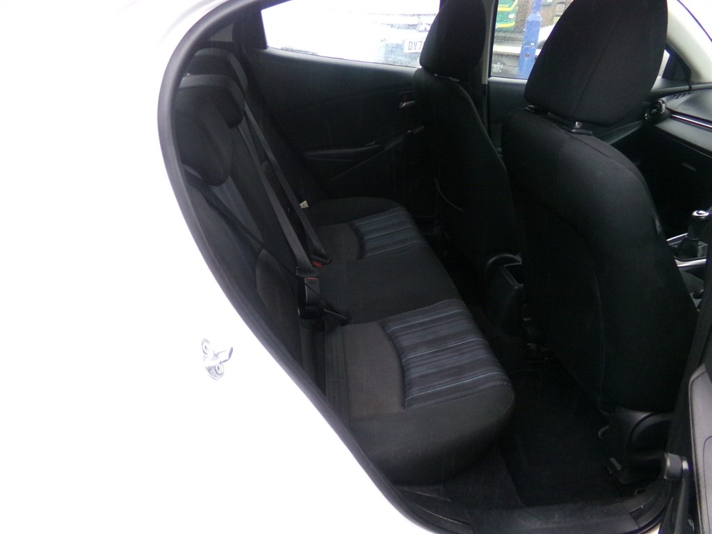 Used Mazda Mazda2 2015 for sale - 77718285: Photo 10