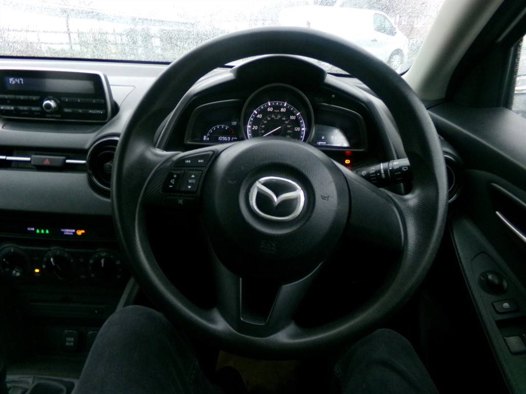 Used Mazda Mazda2 2015 for sale - 77718285: Photo 11