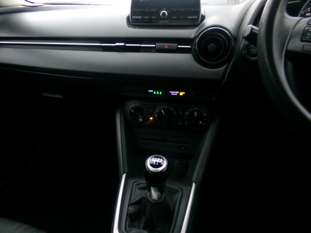 Used Mazda Mazda2 2015 for sale - 77718285: Photo 14