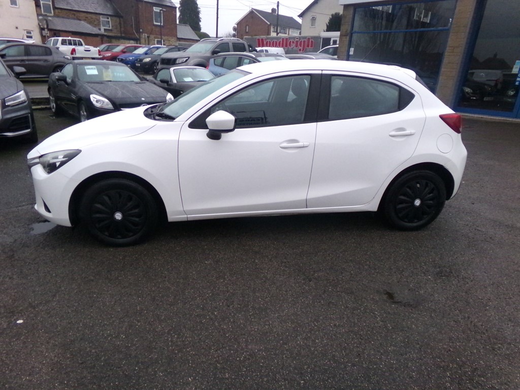 Used Mazda Mazda2 2015 for sale - 77718285: Photo 6