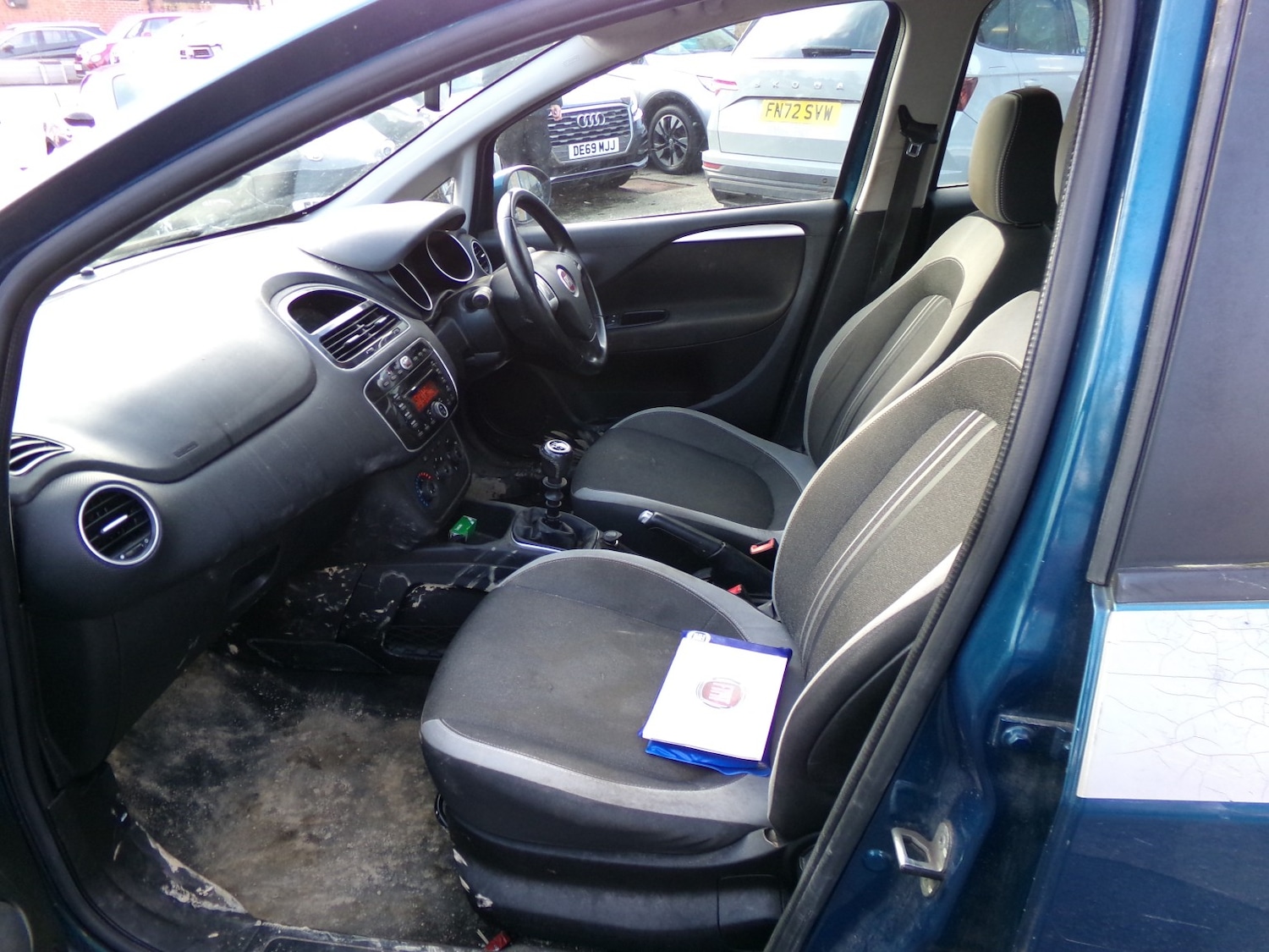 Used Fiat Punto 2012 for sale - 77314079: Photo 6