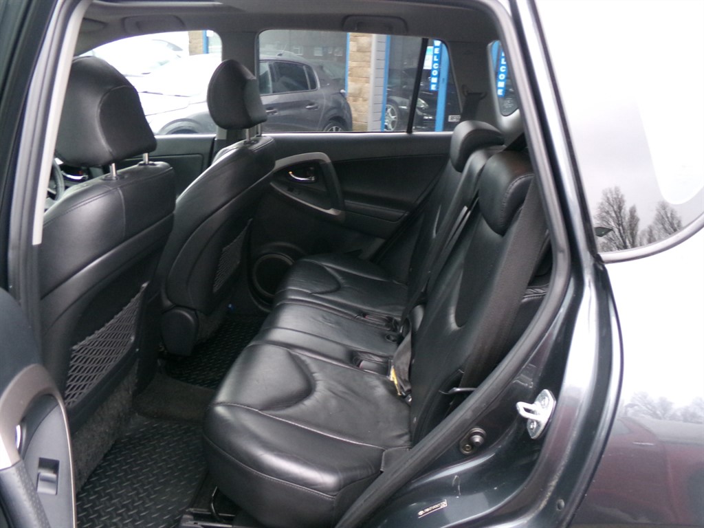 Used Toyota RAV4 2006 for sale - 77619507: Photo 8