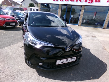 Used Toyota C-HR 2018 for sale - 79603745: Photo