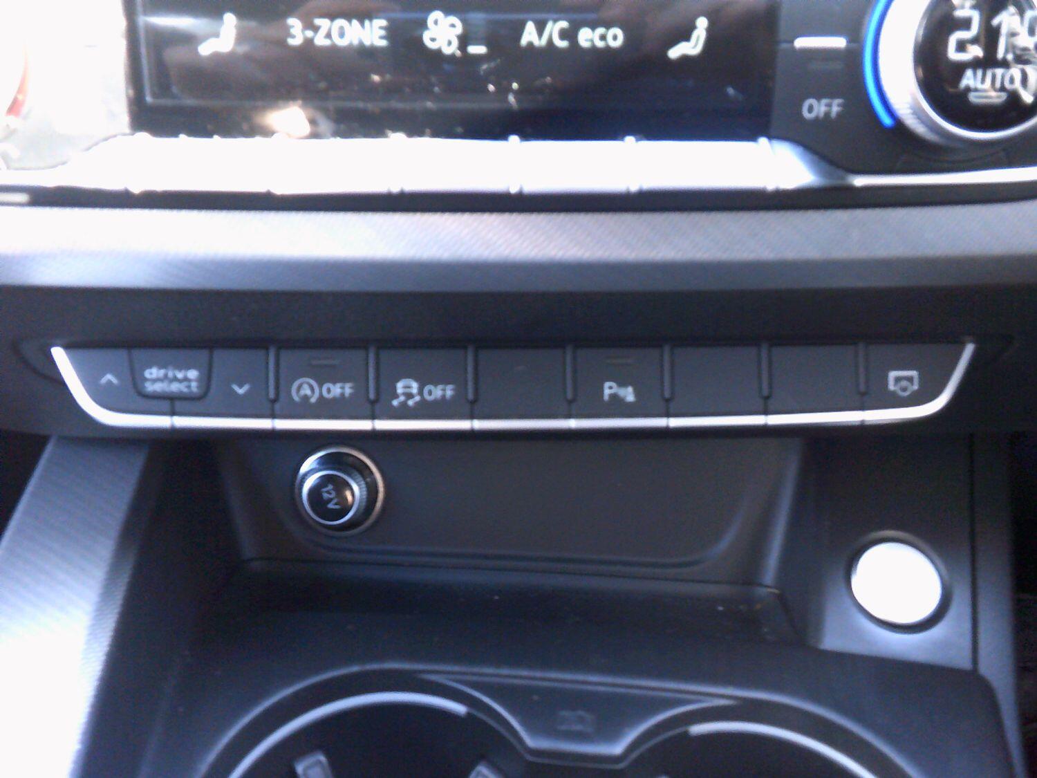 Used Audi A4 2016 for sale - 76058090: Photo 19