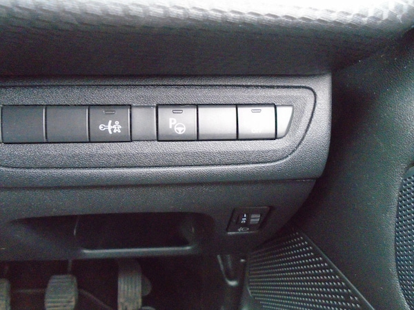 Used Peugeot 208 2019 for sale - 75667950: Photo 17