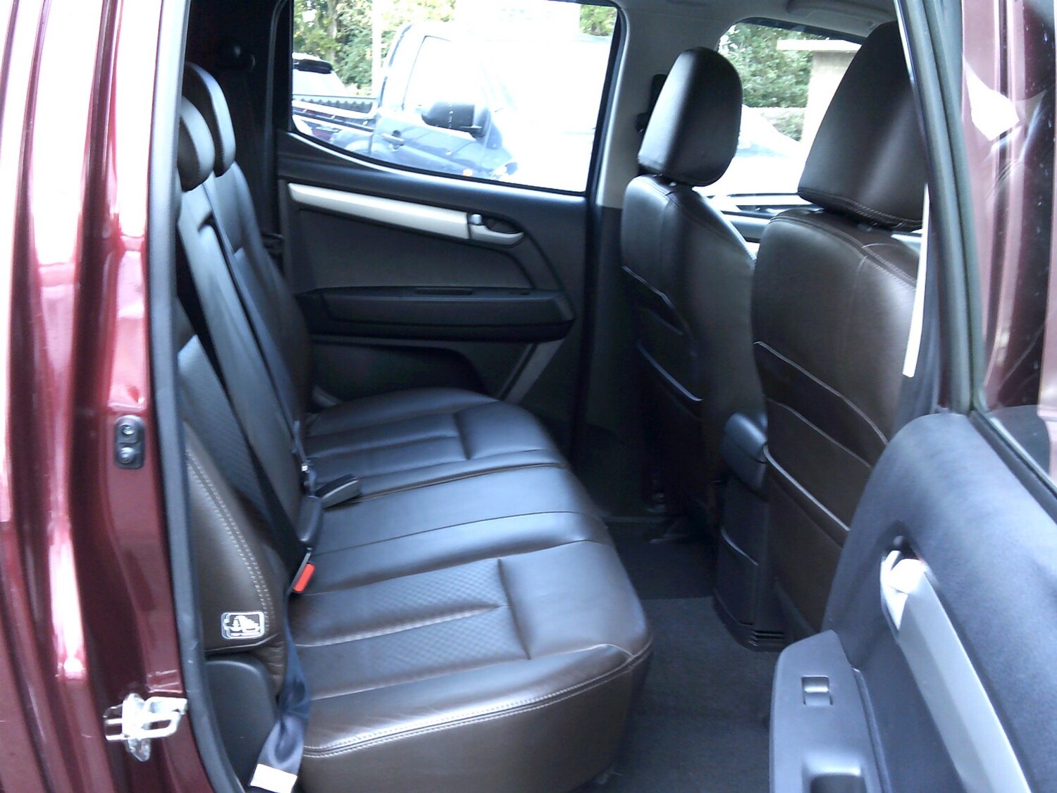 Used Isuzu D-Max 2013 for sale - 76305669: Photo 10