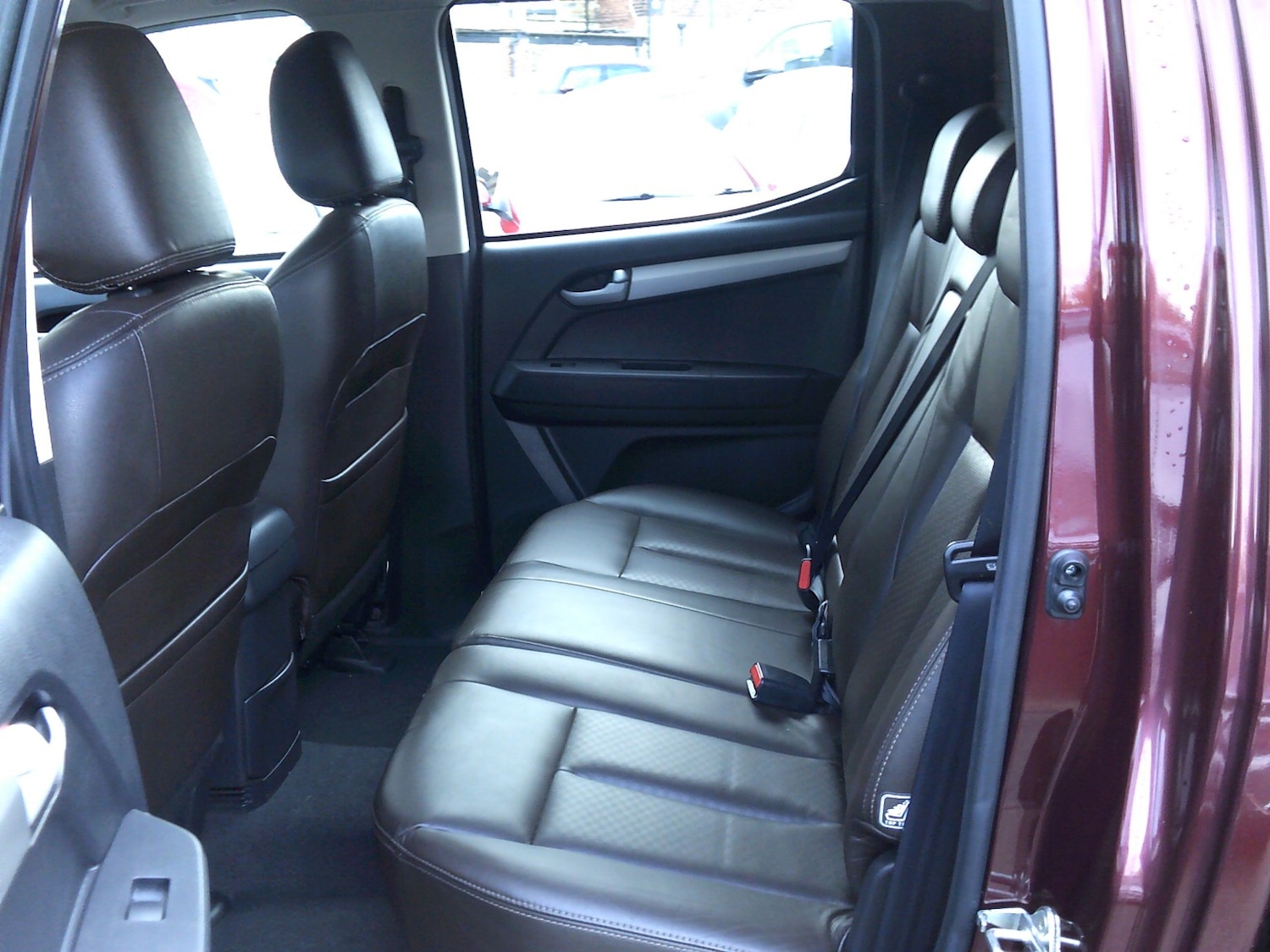 Used Isuzu D-Max 2013 for sale - 76305669: Photo 9