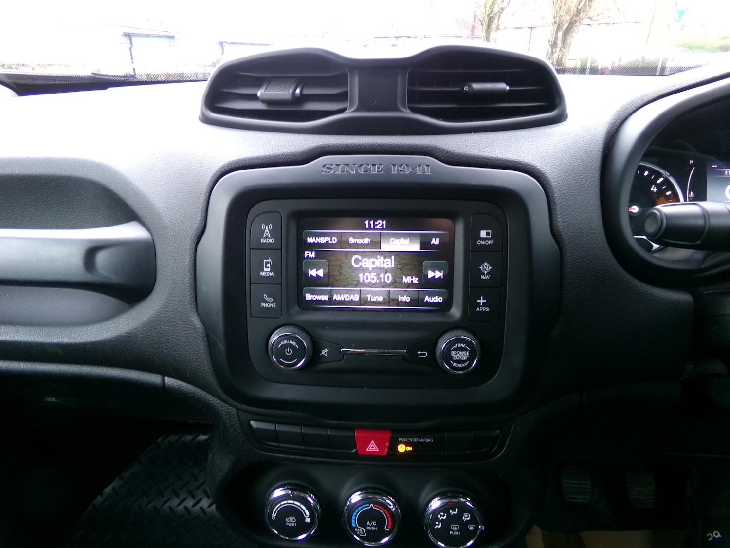 Used Jeep Renegade 2015 for sale - 77225187: Photo 12