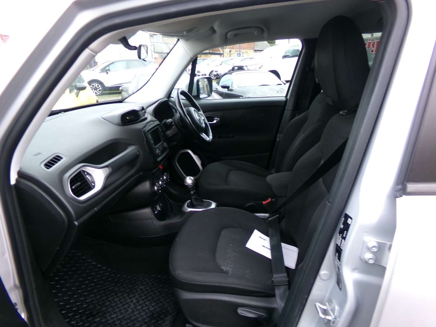Used Jeep Renegade 2015 for sale - 77225187: Photo 7