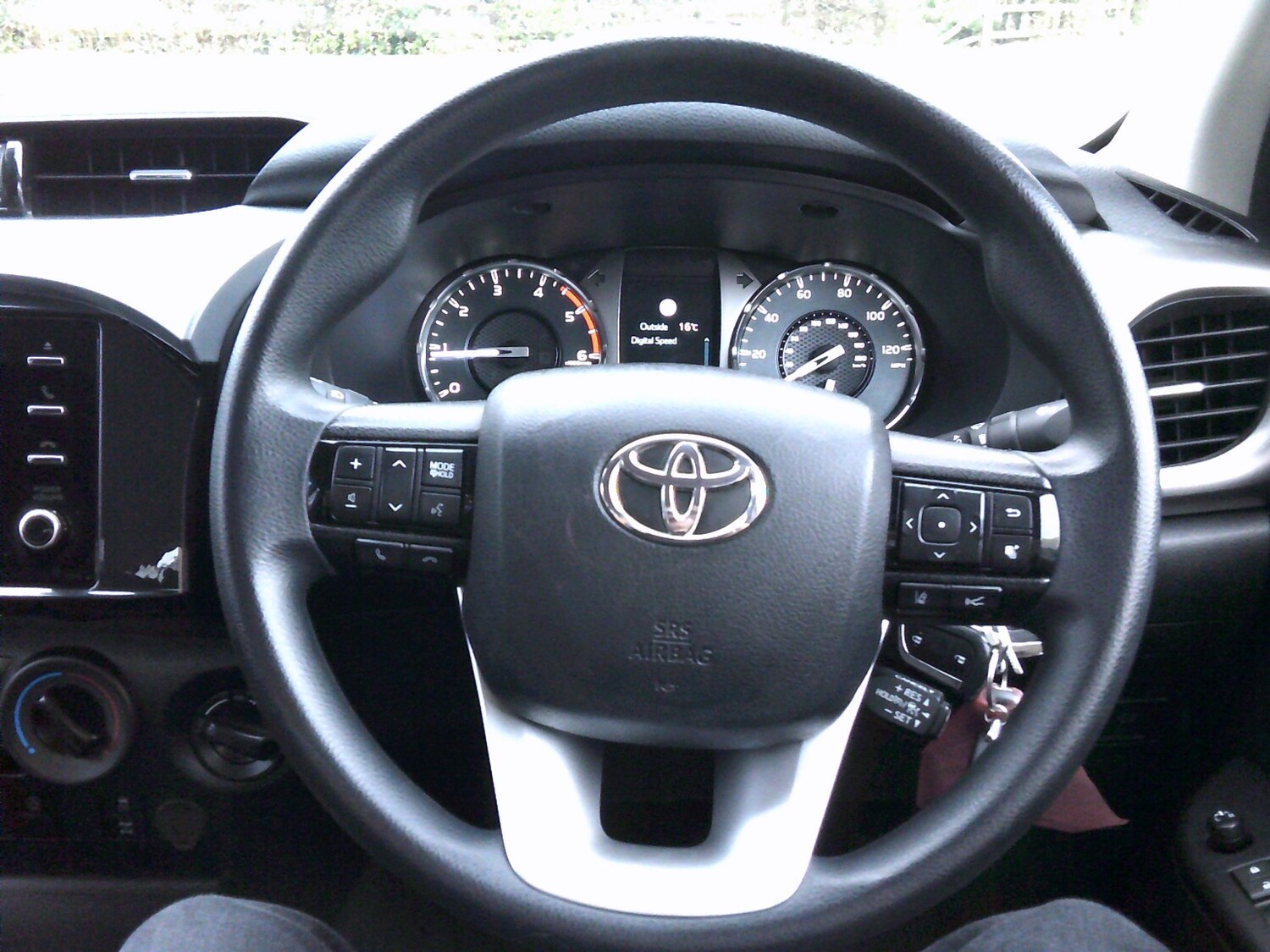 Used Toyota Hilux 2022 for sale - 76483054: Photo 10