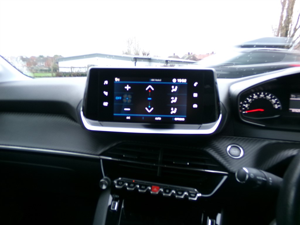 Used Peugeot 208 2020 for sale - 77532402: Photo 14