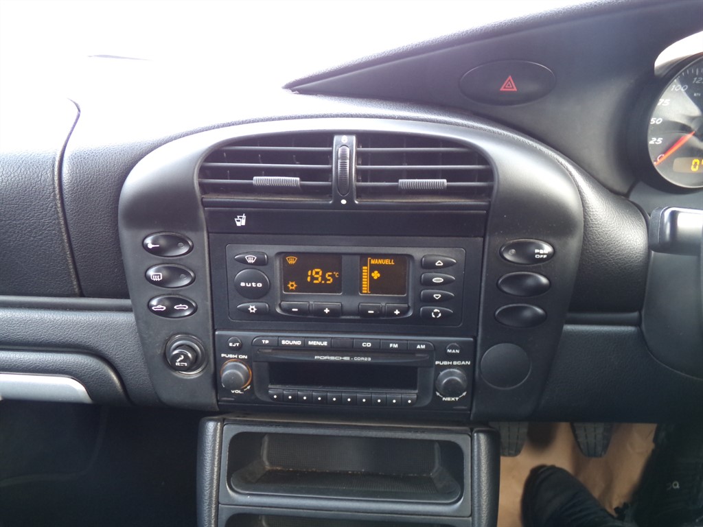 Used Porsche Boxster 2002 for sale - 77581678: Photo 14