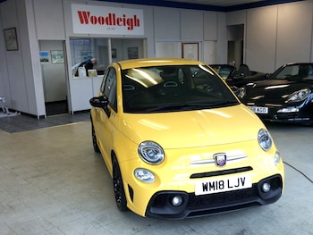 Used Abarth 595 2018 for sale - 76482993: Photo