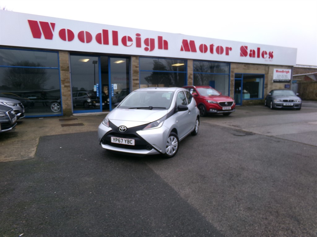 Used Toyota AYGO 2017 for sale - 77381261: Photo 2