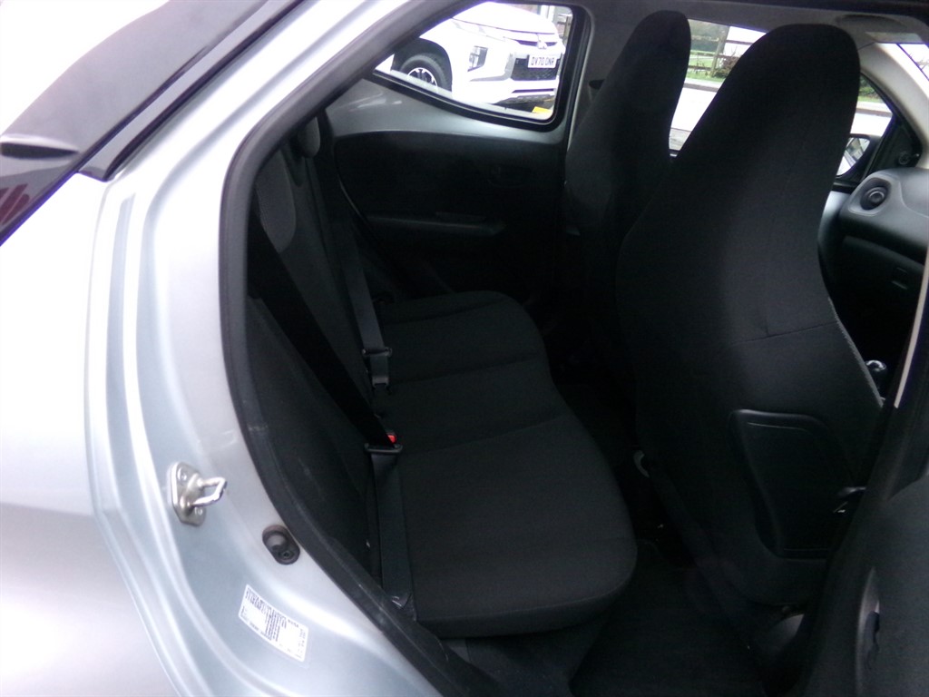 Used Toyota AYGO 2017 for sale - 77381261: Photo 9