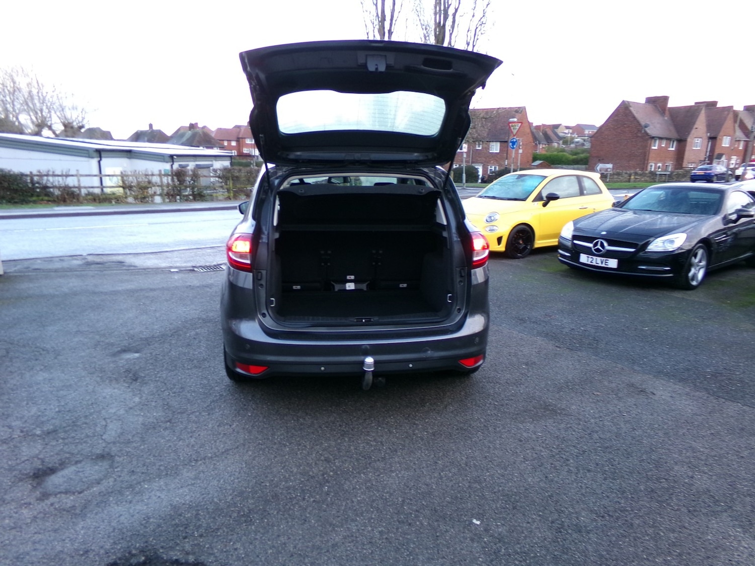 Used Ford C-Max 2016 for sale - 77189230: Photo 5