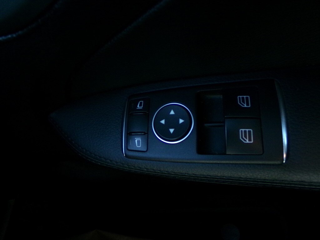 Used Mercedes-Benz SLK 2014 for sale - 77378158: Photo 14