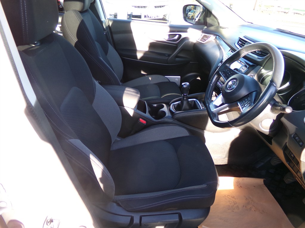 Used Nissan Qashqai 2018 for sale - 77378145: Photo 15