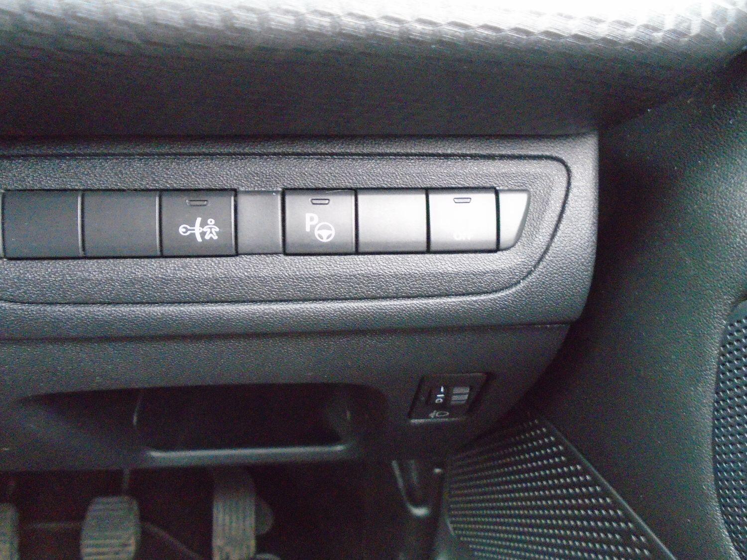 Used Peugeot 208 2019 for sale - 76793758: Photo 17