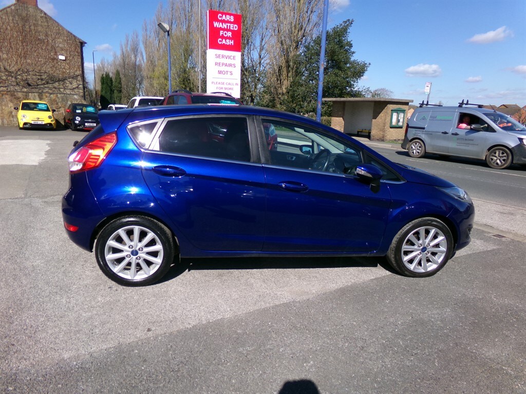 Used Ford Fiesta 2015 for sale - 78117054: Photo 4