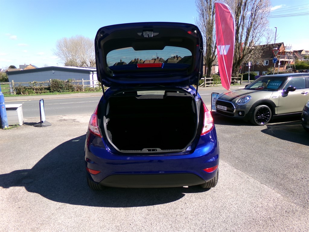 Used Ford Fiesta 2015 for sale - 78117054: Photo 6