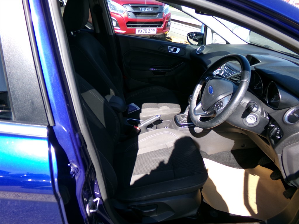 Used Ford Fiesta 2015 for sale - 78117054: Photo 7