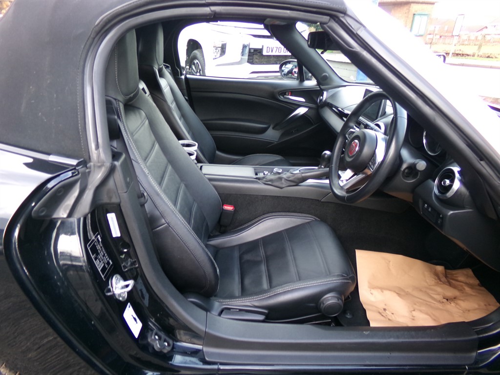 Used Fiat 124 Spider 2017 for sale - 77462111: Photo 6