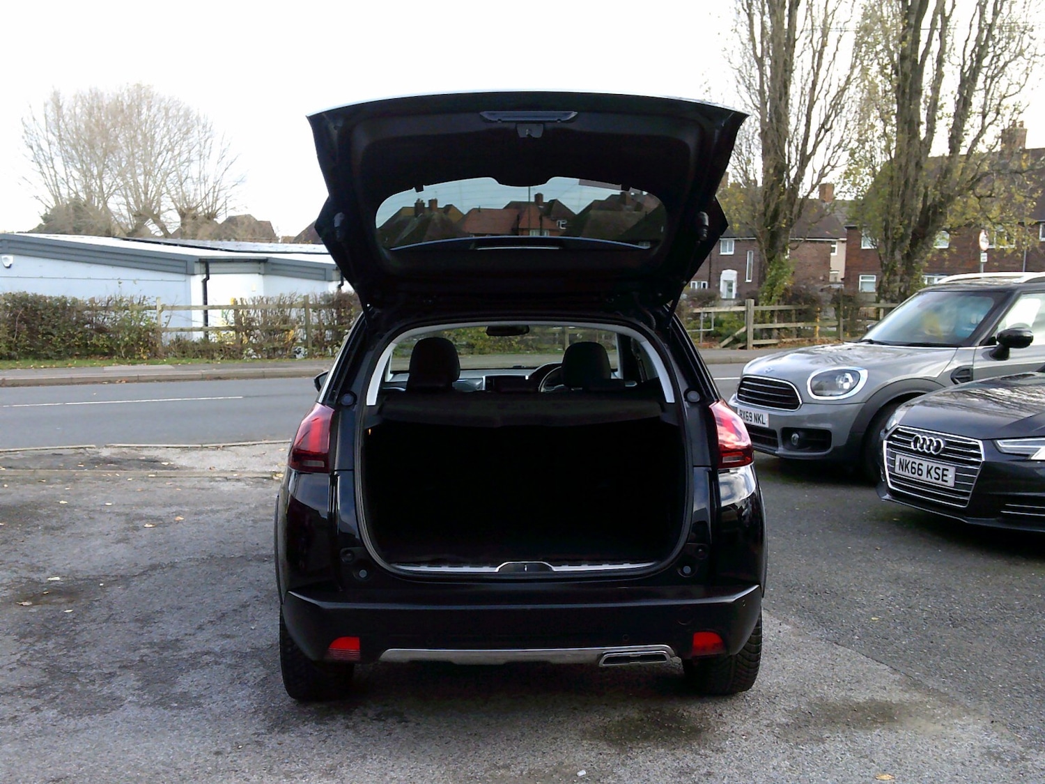 Used Peugeot 2008 2019 for sale - 76643298: Photo 11
