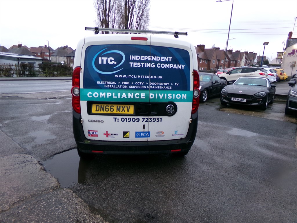 Used Vauxhall Combo 2016 for sale - 77552601: Photo 4