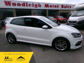 Used Volkswagen Polo 2017 for sale - 79274878: Photo