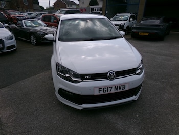 Used Volkswagen Polo 2017 for sale - 79274878: Photo