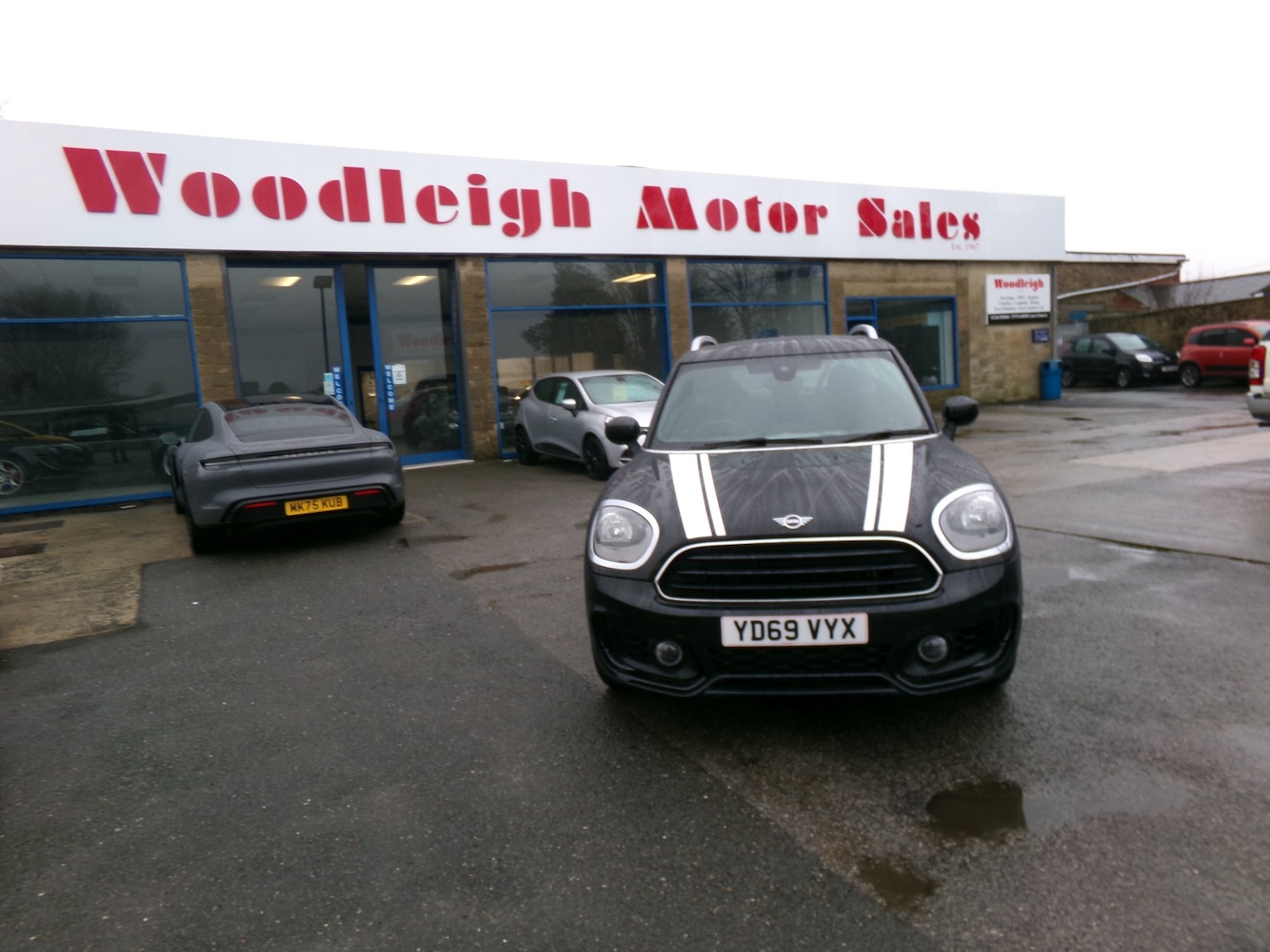 Used MINI Countryman 2019 for sale - 77289112: Photo 2