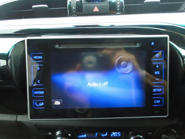 Used Toyota Hilux 2019 for sale - 75255797: Photo 18