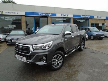 Used Toyota Hilux 2019 for sale - 75255797: Photo