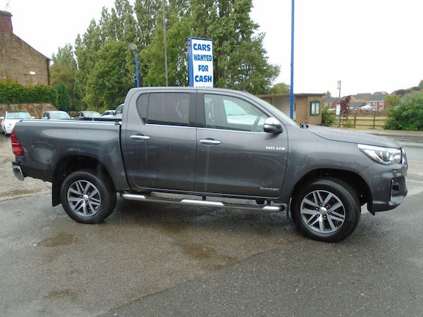 Used Toyota Hilux 2019 for sale - 75255797: Photo 3