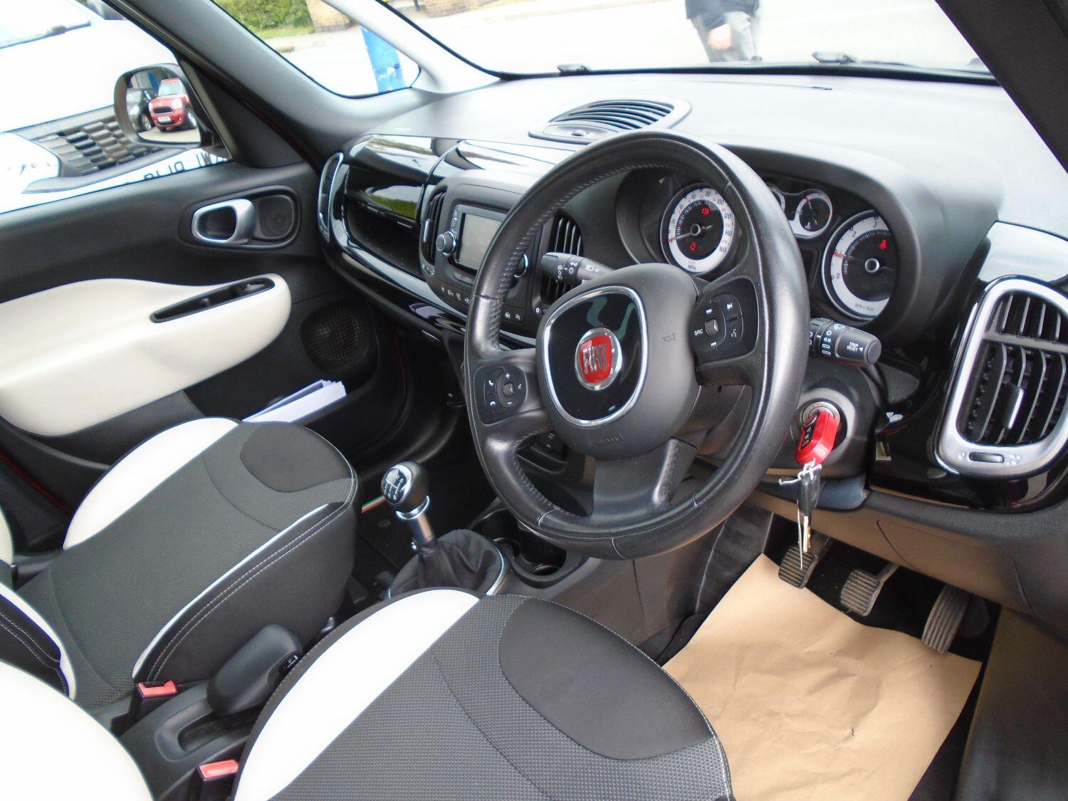 Used Fiat 500L 2016 for sale - 76793771: Photo 14