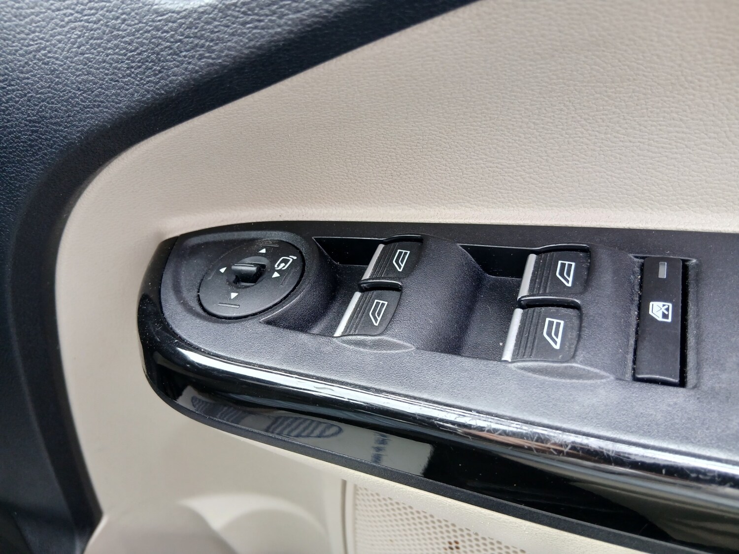 Used Ford B-MAX 2015 for sale - 78121404: Photo 21