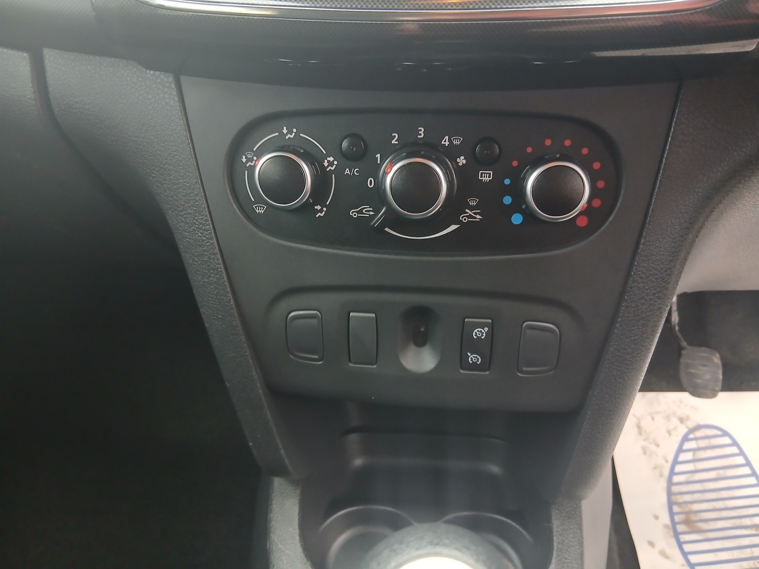 Used Dacia Logan MCV 2019 for sale - 77318579: Photo 15