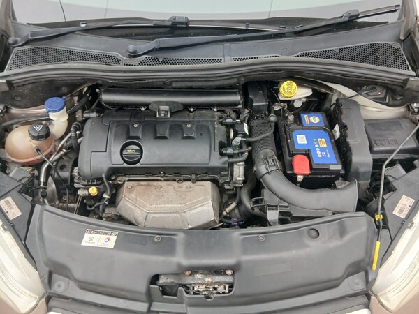 Used Peugeot 208 2012 for sale - 75604087: Photo 18