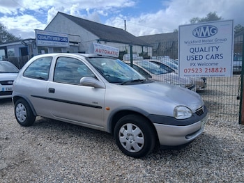 Vauxhall - Corsa