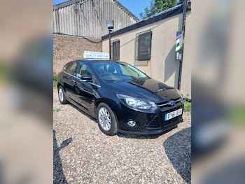 2011 (61) - 1.6 EcoBoost Titanium 5dr