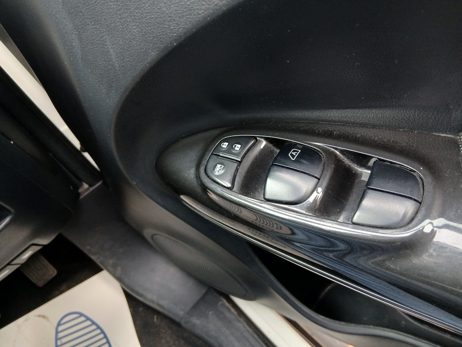 Used Nissan Juke 2014 for sale - 78077800: Photo 24