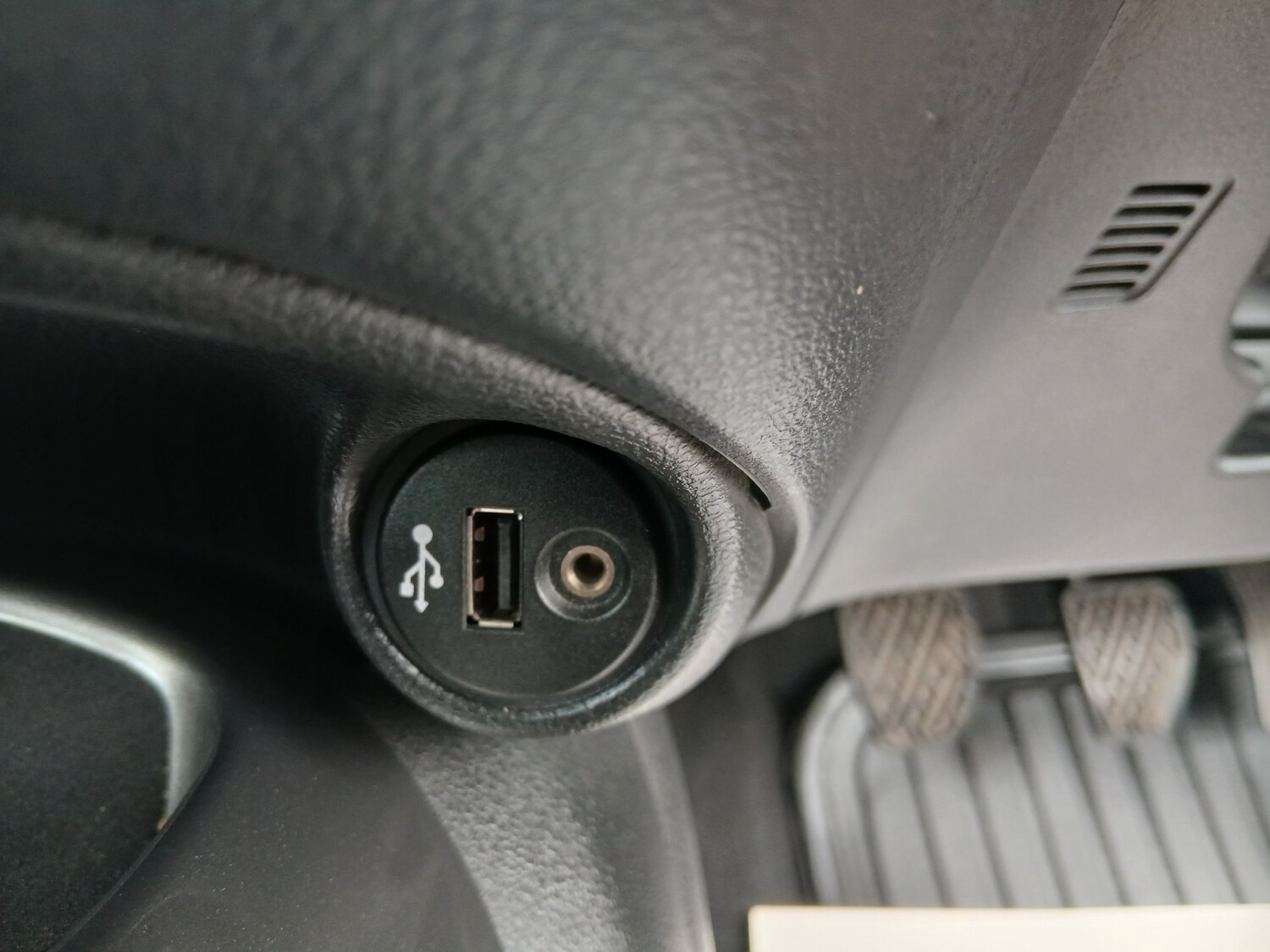 Used Nissan Juke 2010 for sale - 76299152: Photo 20