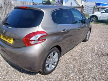 Used Peugeot 208 2015 for sale - 74524555: Photo