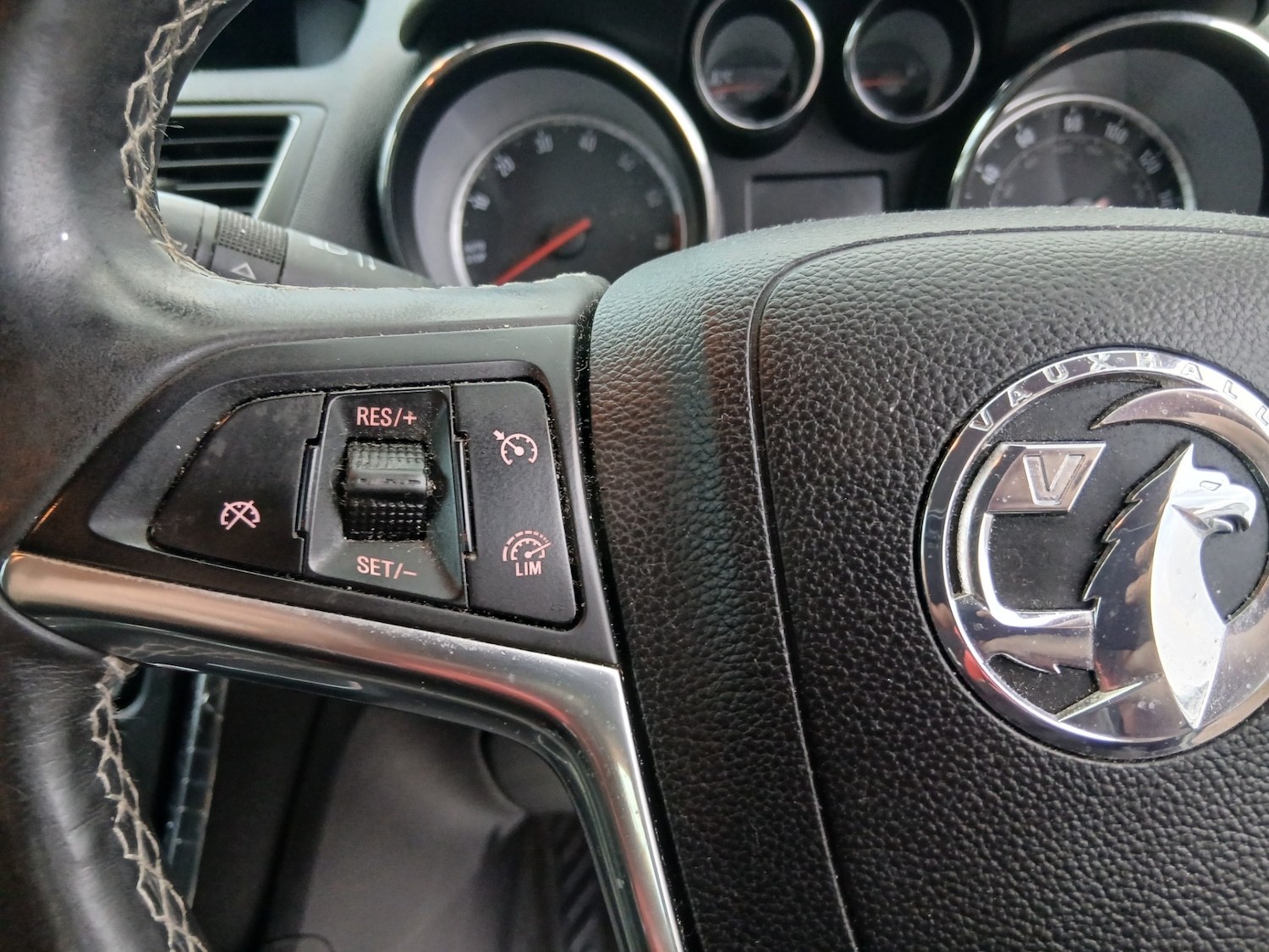 Used Vauxhall Mokka 2015 for sale - 76427973: Photo 11