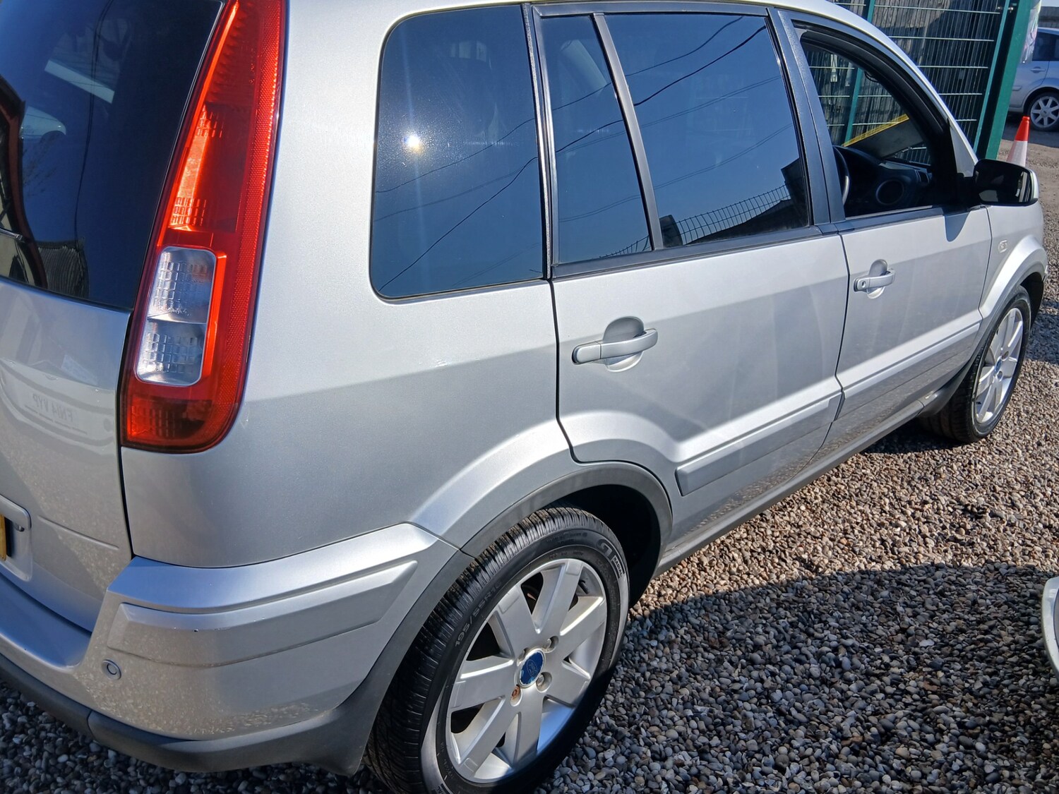 Used Ford Fusion 2008 for sale - 77934236: Photo 3
