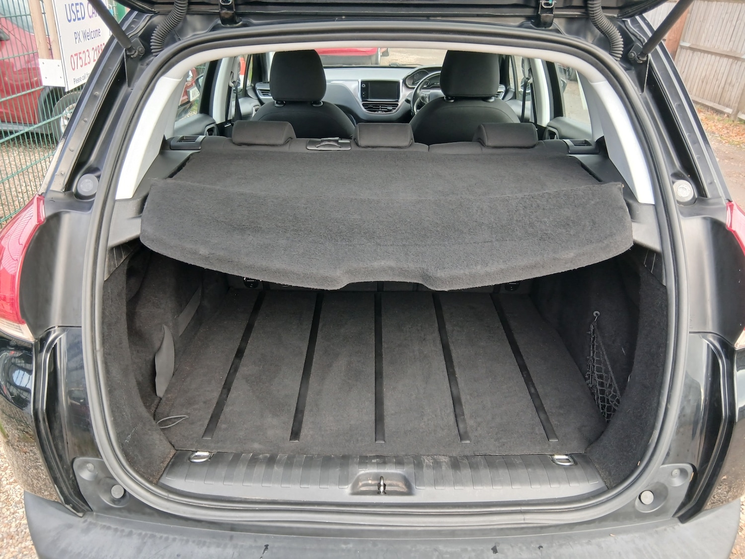 Used Peugeot 2008 2015 for sale - 76554748: Photo 8