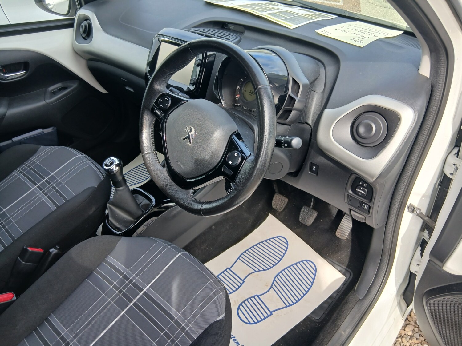 Used Peugeot 108 2016 for sale - 77915791: Photo 15